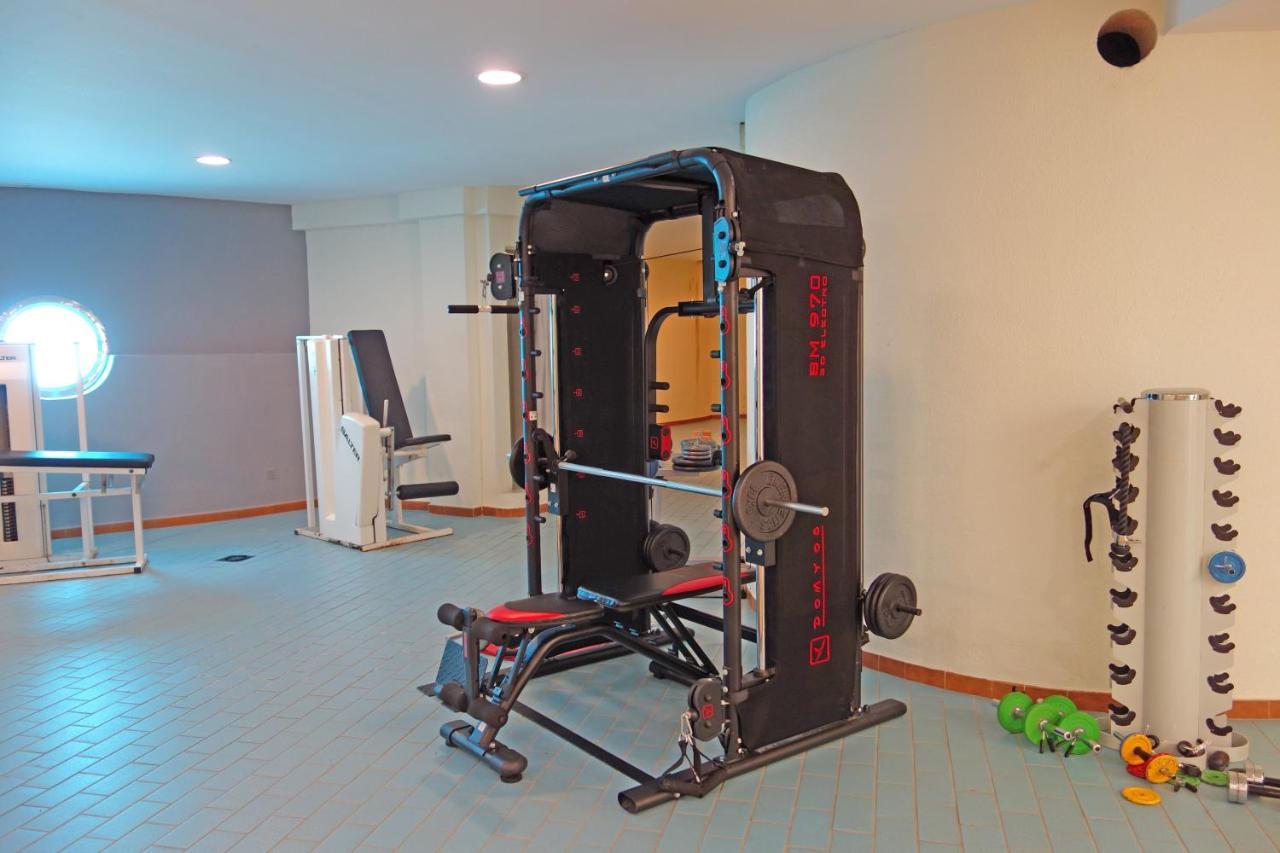 House Penthouse Apartemen *